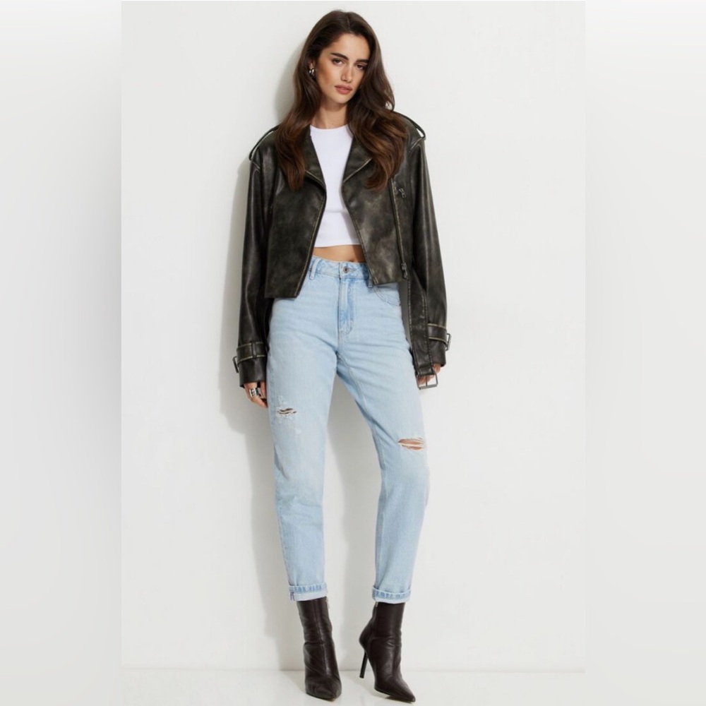 Dynamite Ripped Mom Jeans